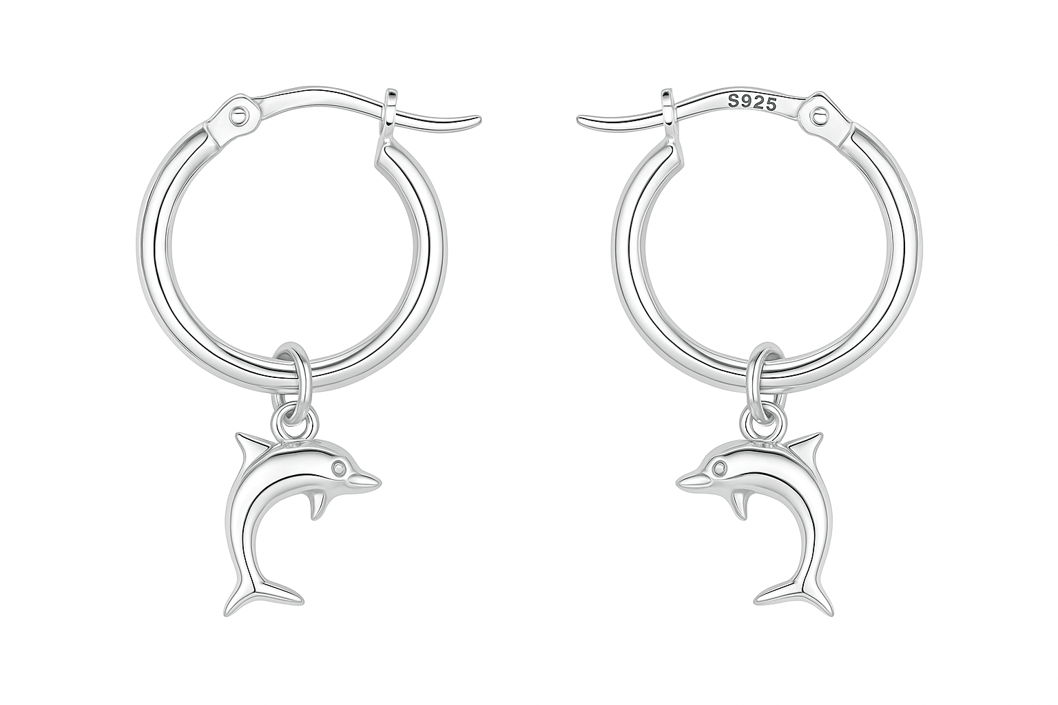 עגילי חישוק SILVER DOLPHIN מכסף 925, עם תליוני דולפין מבריקים. צילום פרונטלי ברור על רקע לבן.
