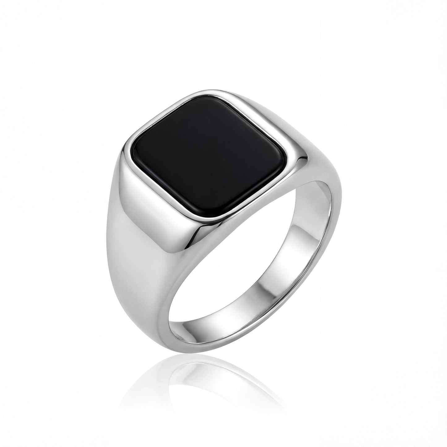 טבעת RAG RING מלבנית כסופה מפלדת אל חלד עם אבן שחורה, בעיצוב יוקרתי ועמיד במים מבית Lidi