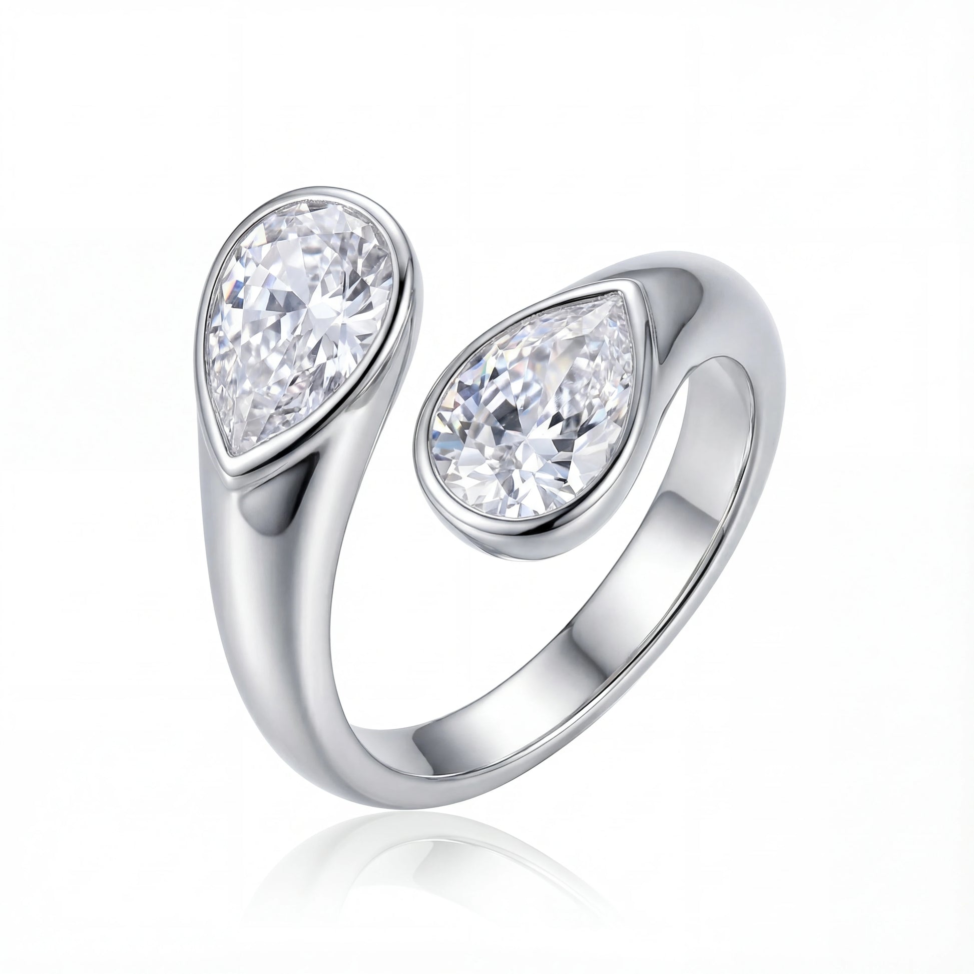 SHORE RING טבעת פתוחה יוקרתית מפלדת אל-חלד עמידה במים עם זרקונים נוצצים מבית Lidi.